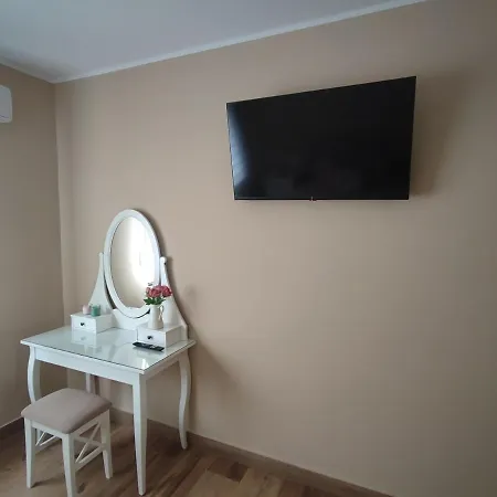 Gael- Plaza Espana Appartement *